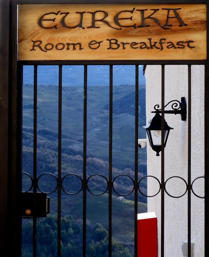 Eureka Room & Breakfast Pietrapertosa Ngoại thất bức ảnh