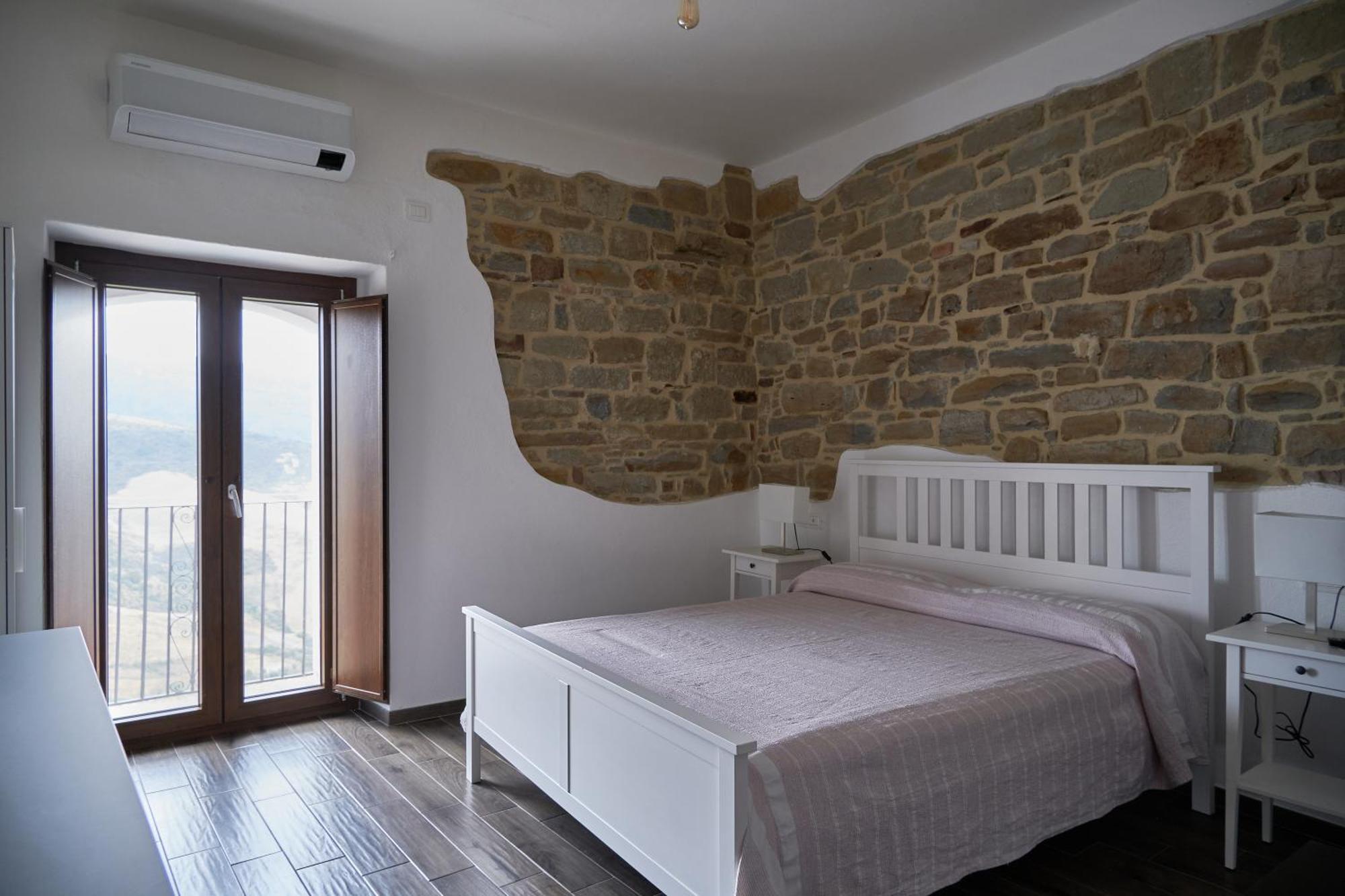 Eureka Room & Breakfast Pietrapertosa Ngoại thất bức ảnh